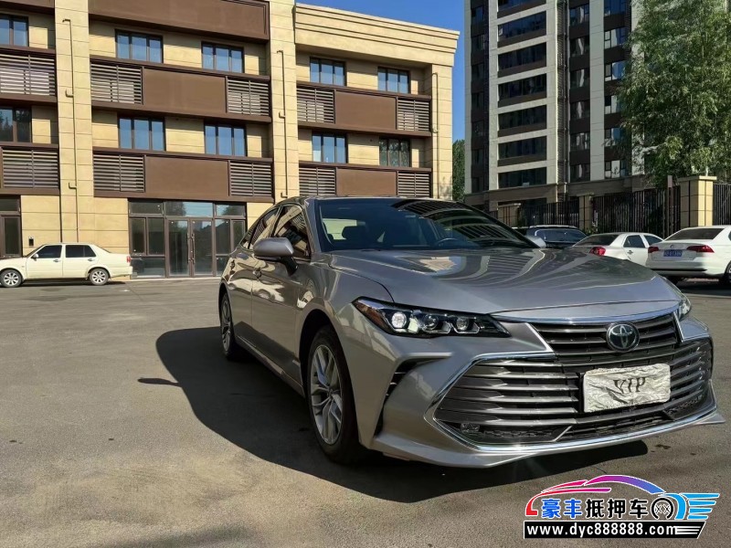 20年丰田亚洲龙轿车抵押车出售