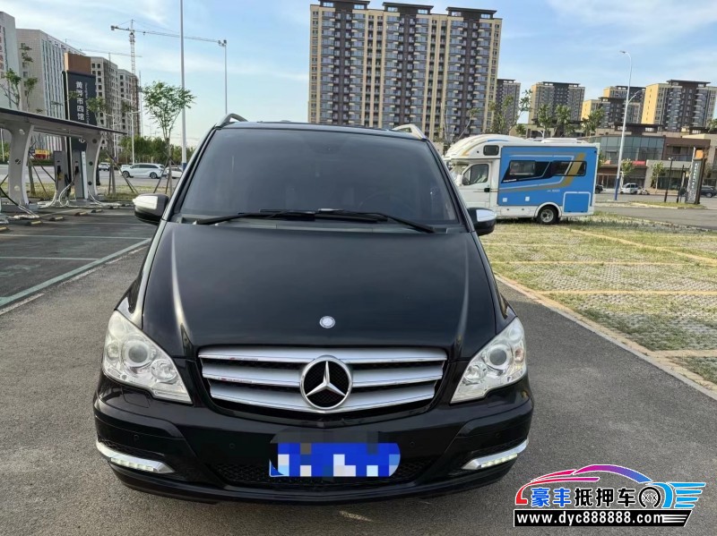 14年奔驰唯雅诺轿车抵押车出售