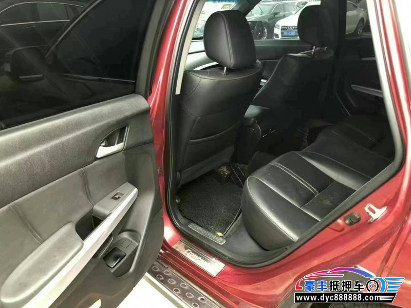 13年本田歌诗图轿车抵押车出售