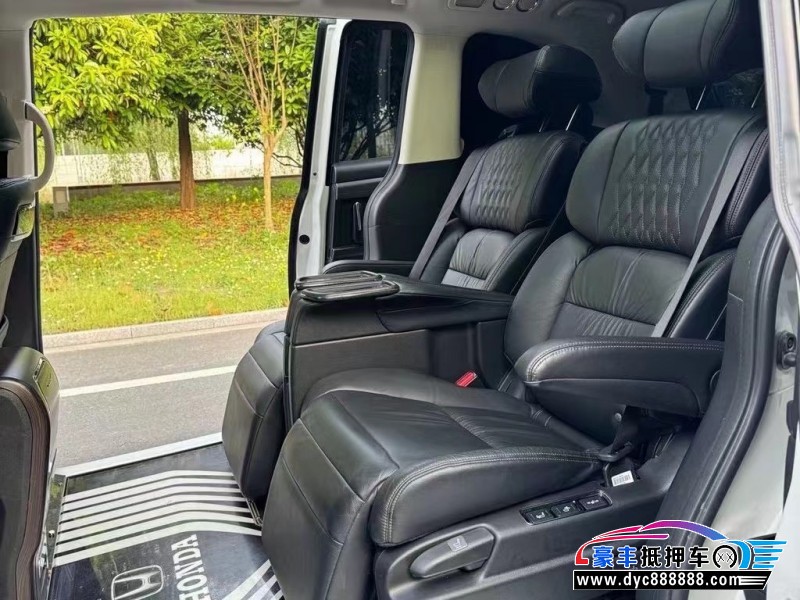 23年本田艾力绅轿车抵押车出售