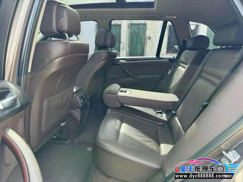 14年宝马X5轿车抵押车出售