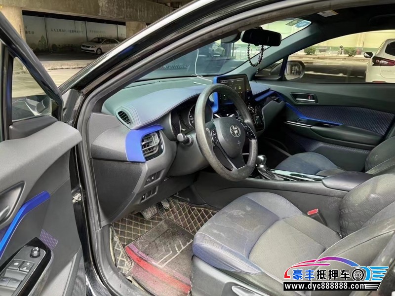 19年丰田C-HR轿车抵押车出售