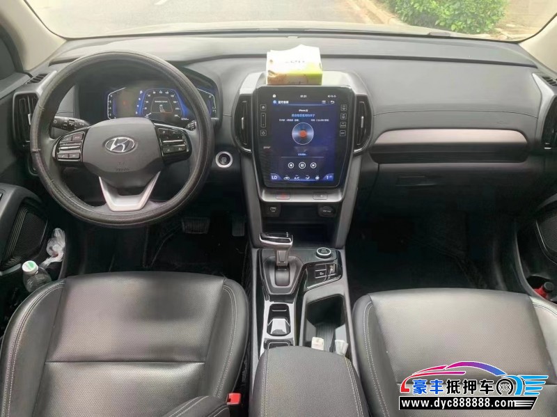 21年现代ix35轿车抵押车出售