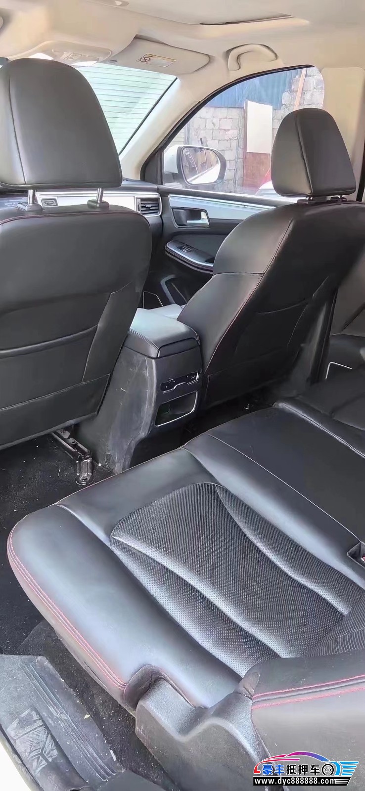 19年SWM斯威汽车G05轿车抵押车出售