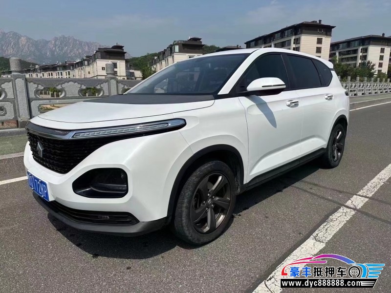 21年宝骏宝骏RM5轿车抵押车出售