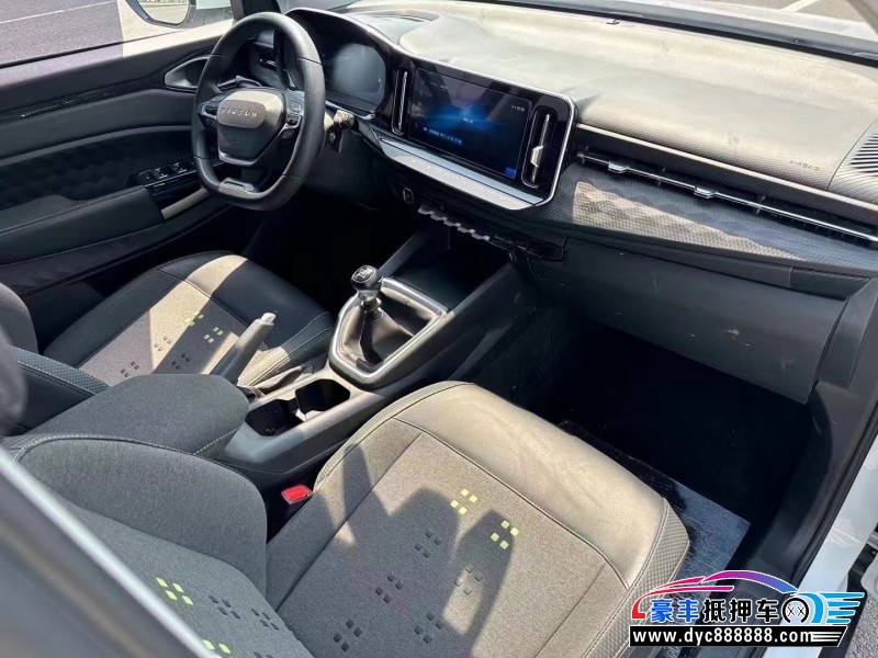 21年宝骏宝骏RM5轿车抵押车出售