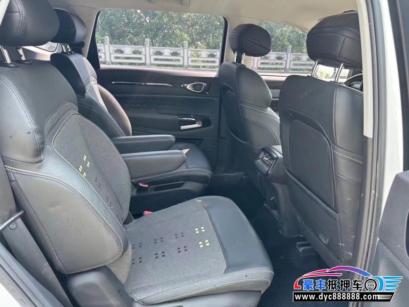 21年宝骏宝骏RM5轿车抵押车出售