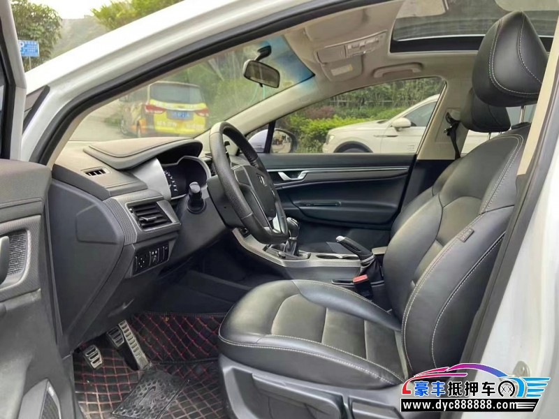 18年吉利帝豪GS轿车抵押车出售