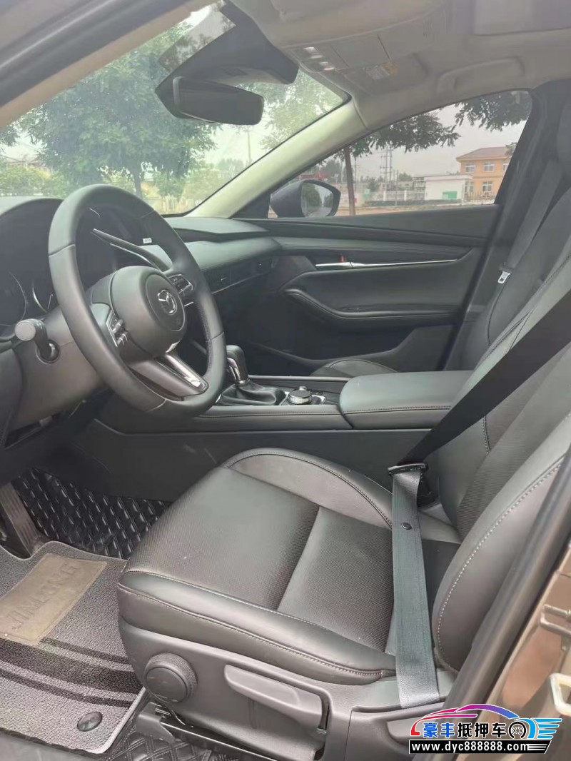 23年马自达3 Axela昂克赛拉轿车抵押车出售