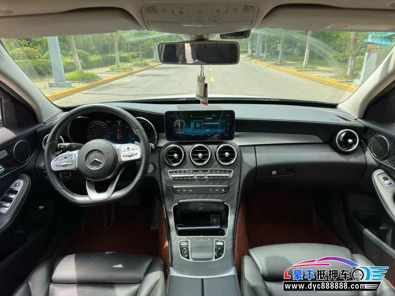 20年奔驰C轿车抵押车出售