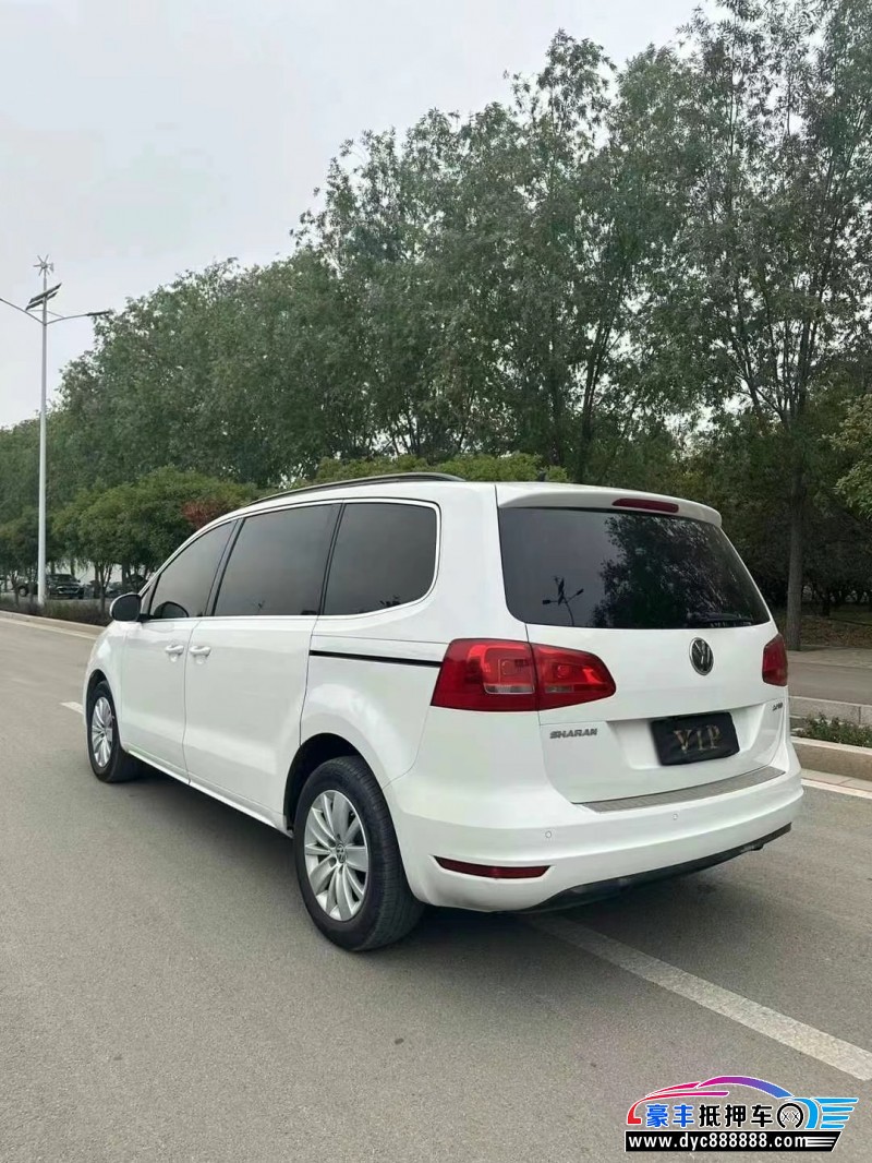 17年大众夏朗轿车抵押车出售