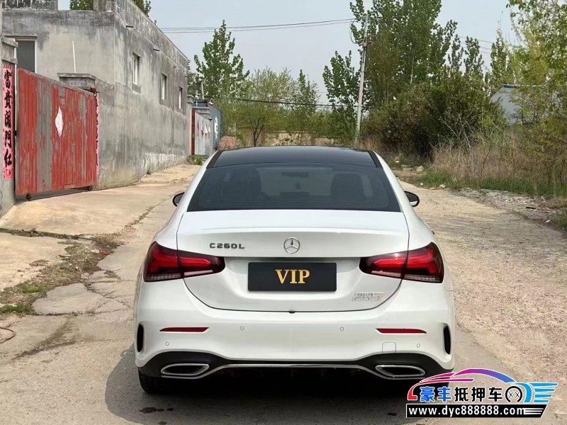 20年奔驰A轿车抵押车出售