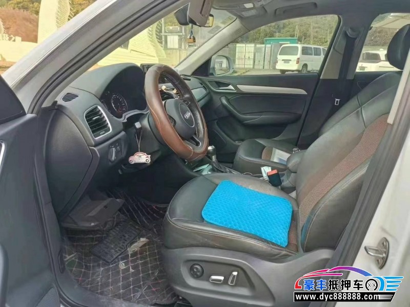 18年奥迪Q3轿车抵押车出售