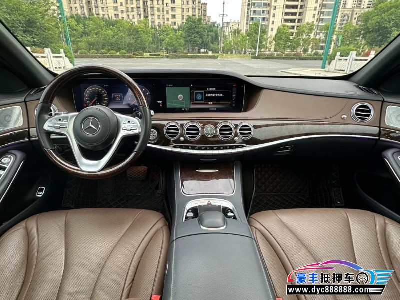 20年奔驰S轿车抵押车出售