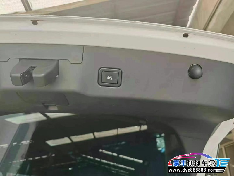 23年长安长安UNI轿车抵押车出售