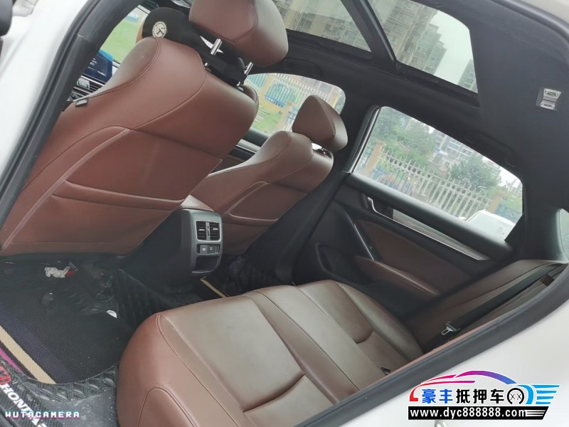 22年本田英诗派轿车抵押车出售