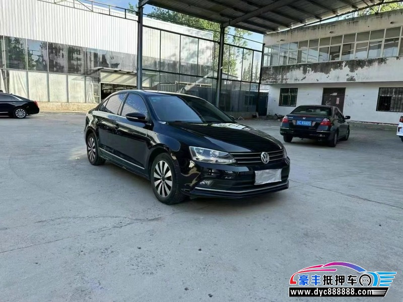 17年大众速腾轿车抵押车出售