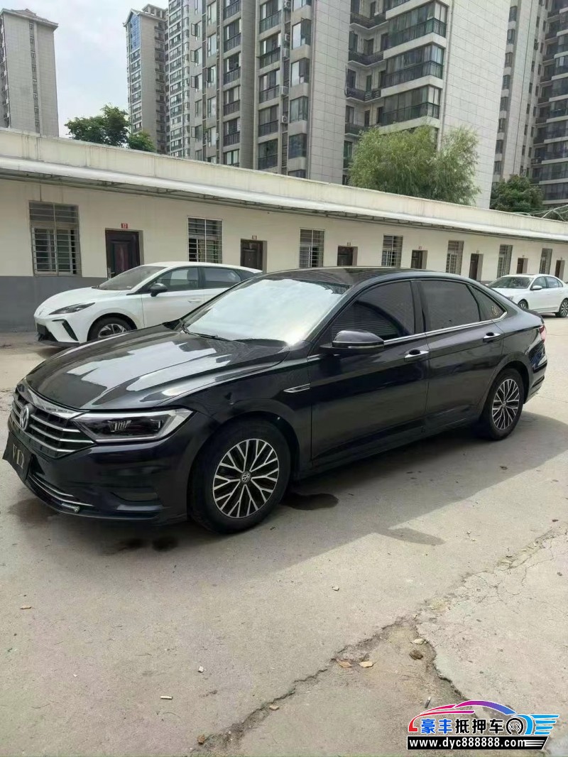 20年大众速腾轿车抵押车出售