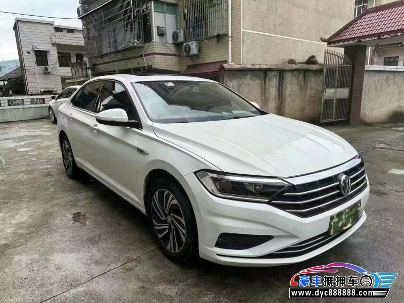 22年大众速腾轿车抵押车出售