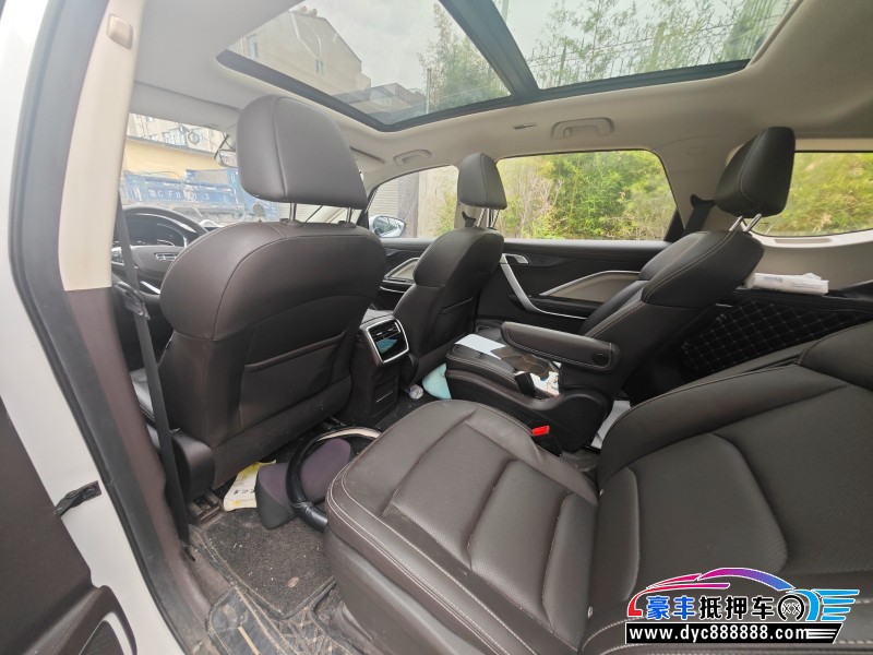 20年大众途岳轿车抵押车出售