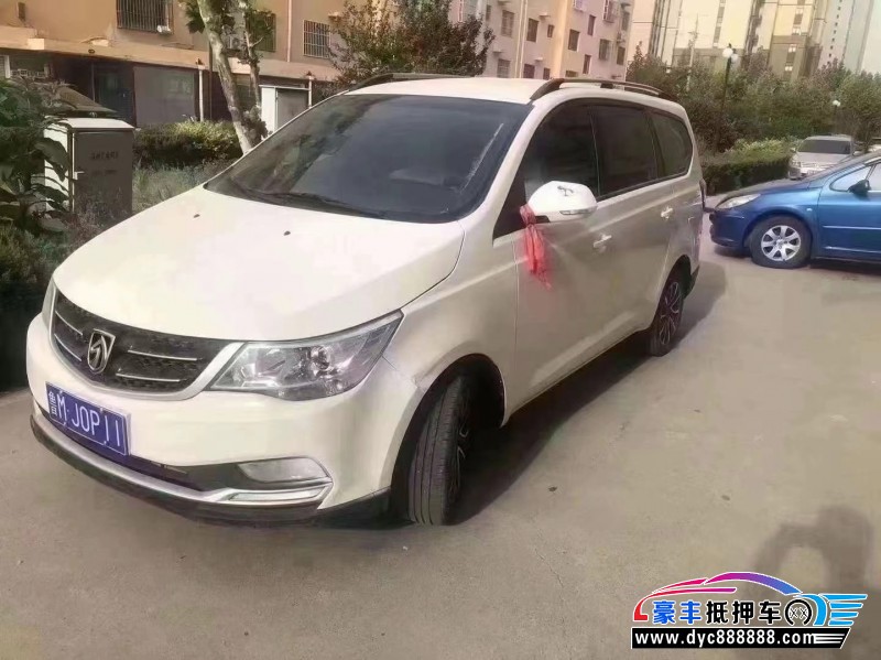 21年宝骏730轿车抵押车出售