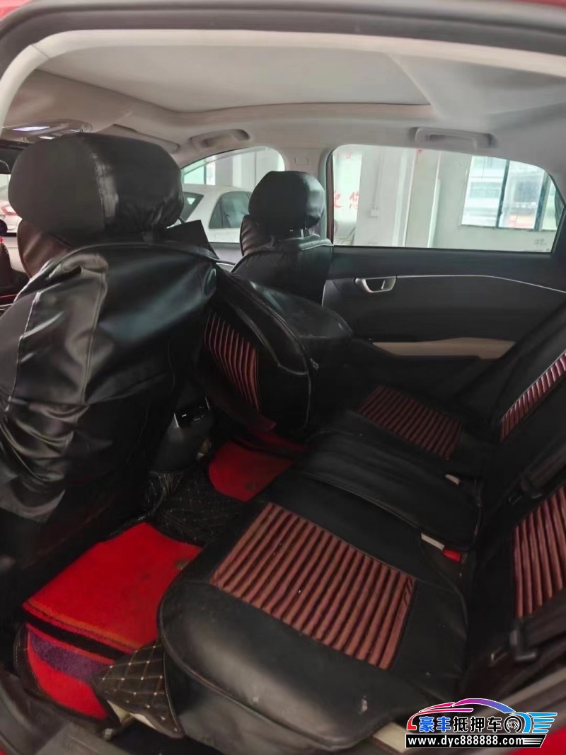 19年宝骏RC6轿车抵押车出售