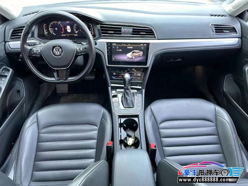 21年大众凌渡轿车抵押车出售