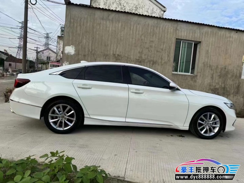 22年本田雅阁轿车抵押车出售