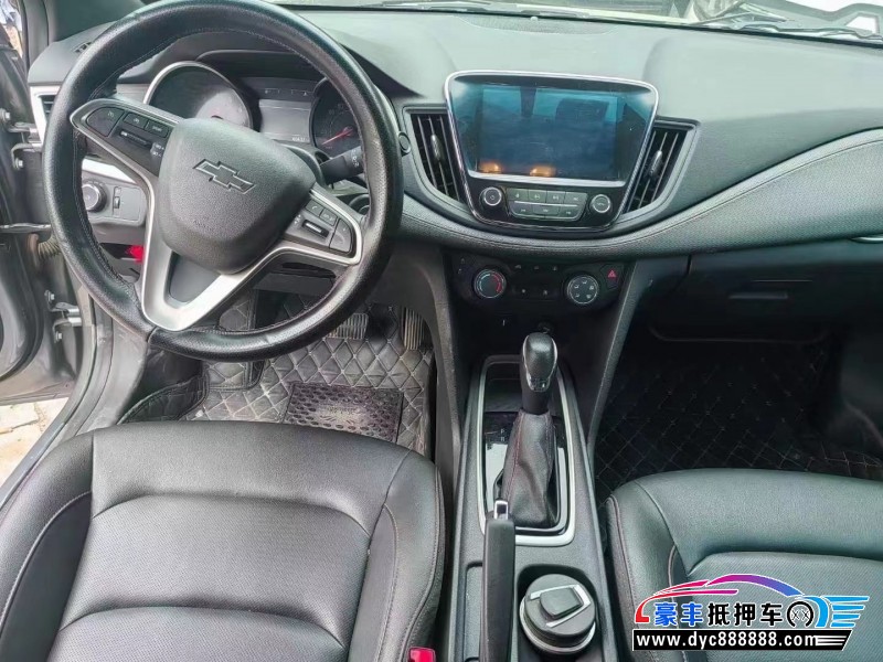 20年雪佛兰科鲁泽轿车抵押车出售