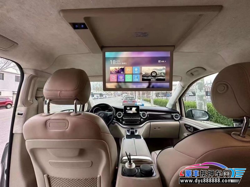 17年奔驰V轿车抵押车出售