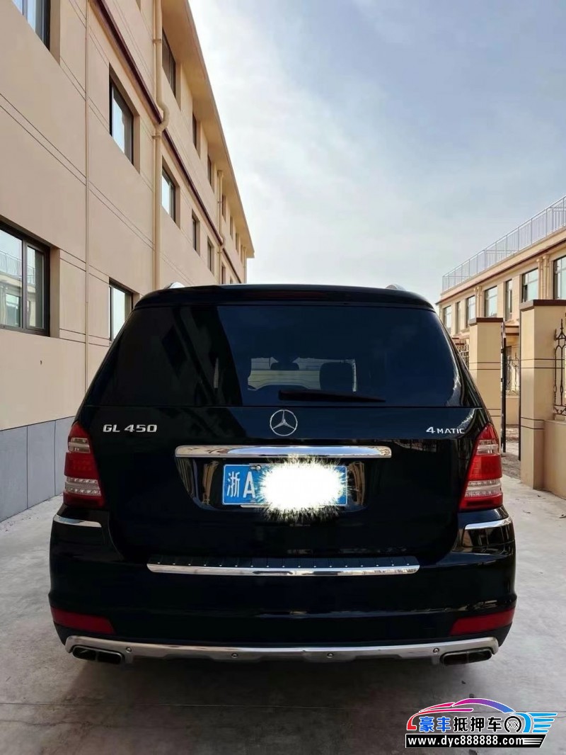 12年奔驰GL轿车抵押车出售