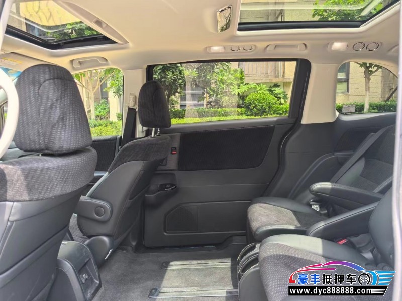 24年本田艾力绅轿车抵押车出售