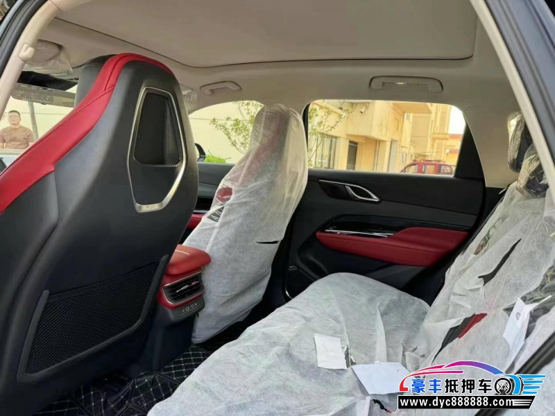 24年红旗HS3SUV抵押车出售