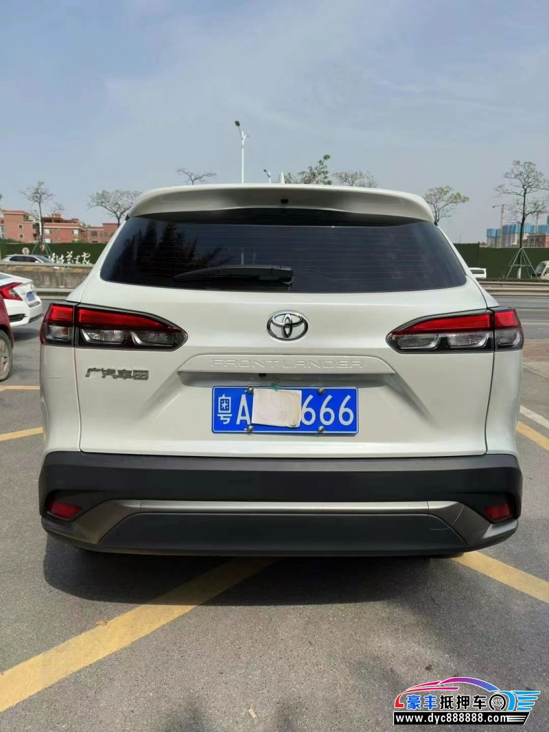 22年丰田锋兰达轿车抵押车出售