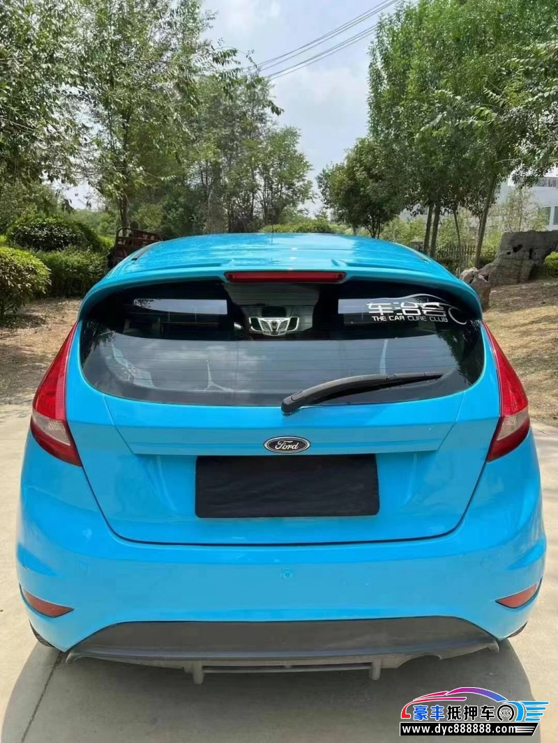 12年福特嘉年华轿车抵押车出售