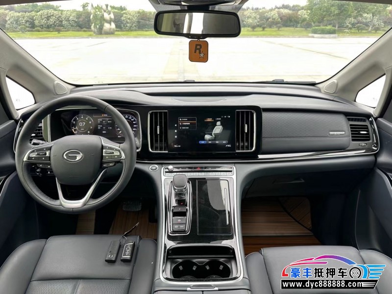 23年传祺M8轿车抵押车出售