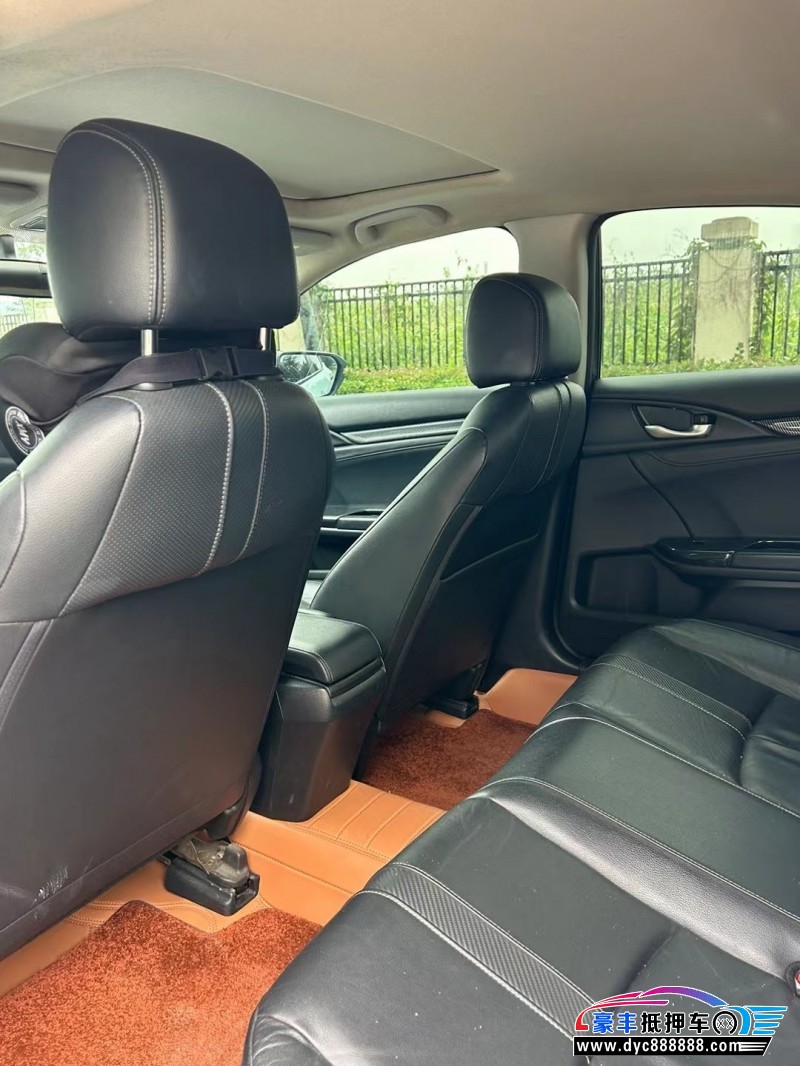 18年本田思域轿车抵押车出售