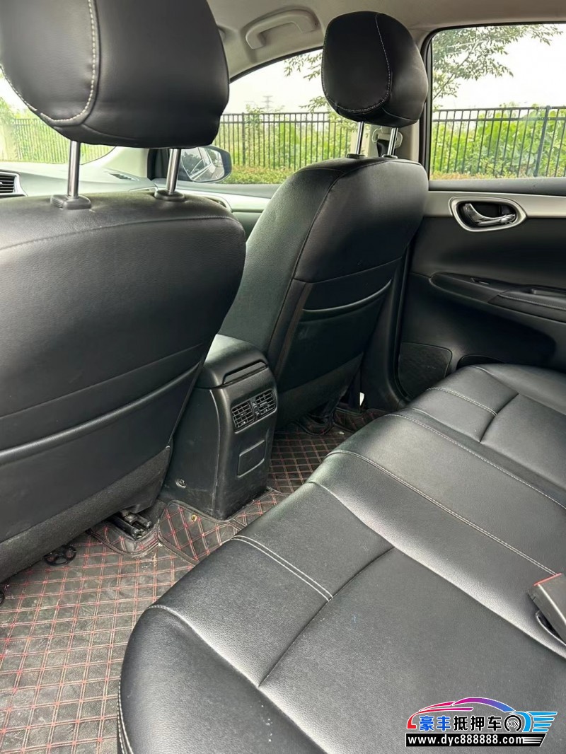 21年日产轩逸轿车抵押车出售