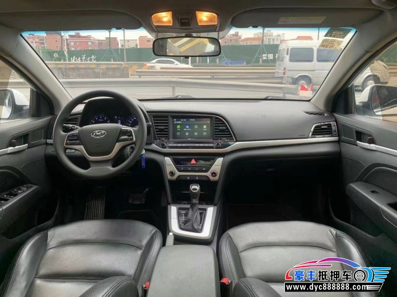 18年现代领动轿车抵押车出售