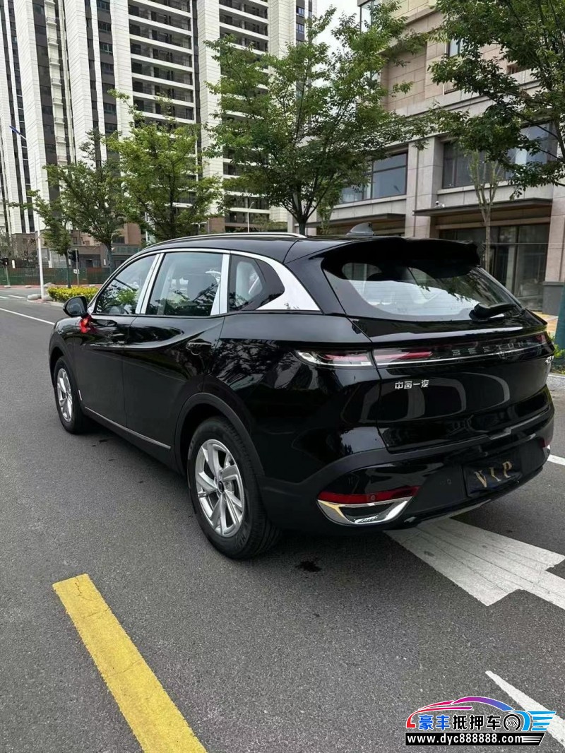 24年奔腾T90轿车抵押车出售