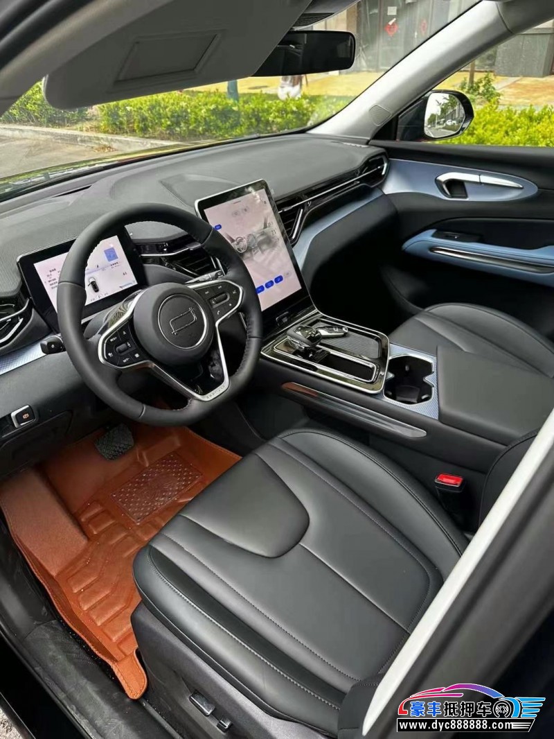 24年奔腾T90轿车抵押车出售