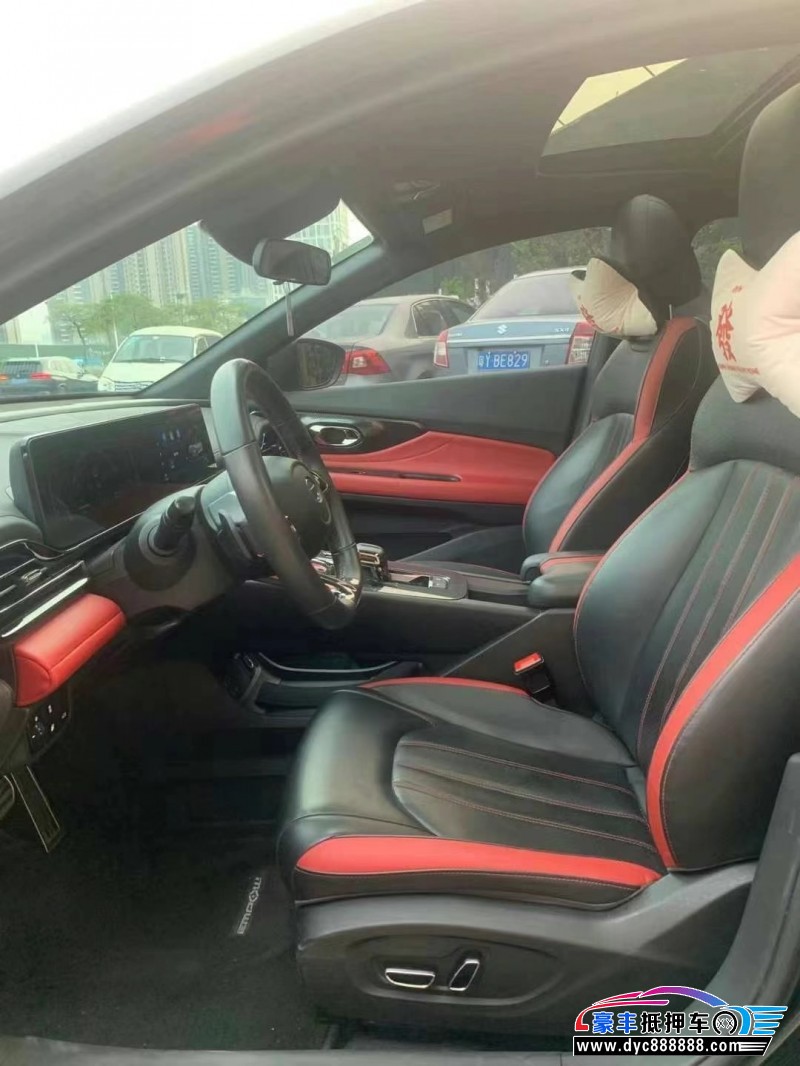 21年传祺影豹轿车抵押车出售