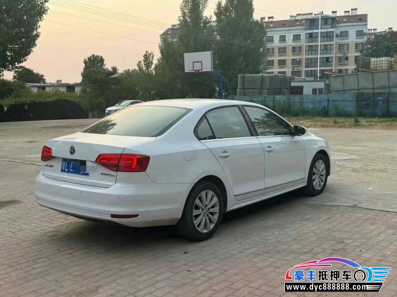 16年大众速腾轿车抵押车出售