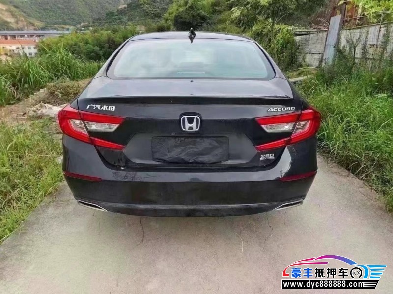 20年本田雅阁轿车抵押车出售