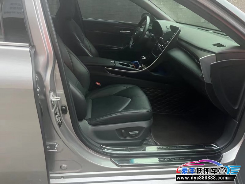 20年丰田亚洲龙轿车抵押车出售