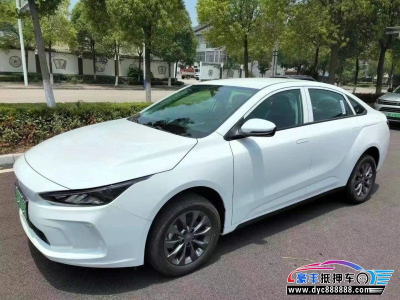 24年吉利几何轿车抵押车出售