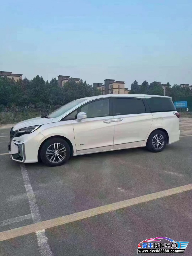 20年别克GL8轿车抵押车出售