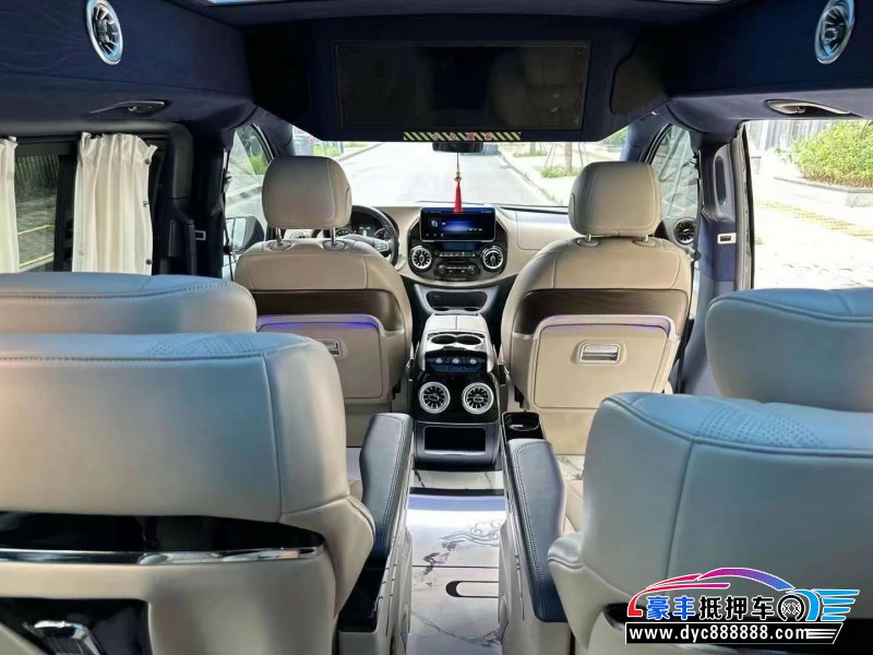 23年奔驰V轿车抵押车出售