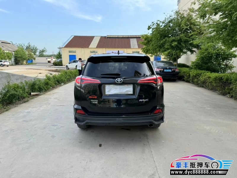 19年丰田RAV4荣放轿车抵押车出售