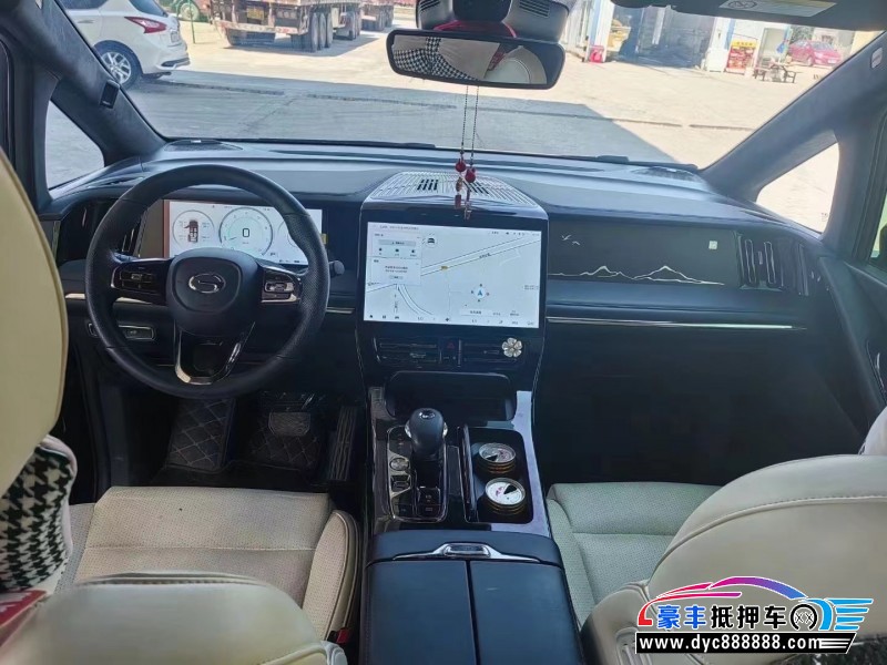 23年传祺M8轿车抵押车出售